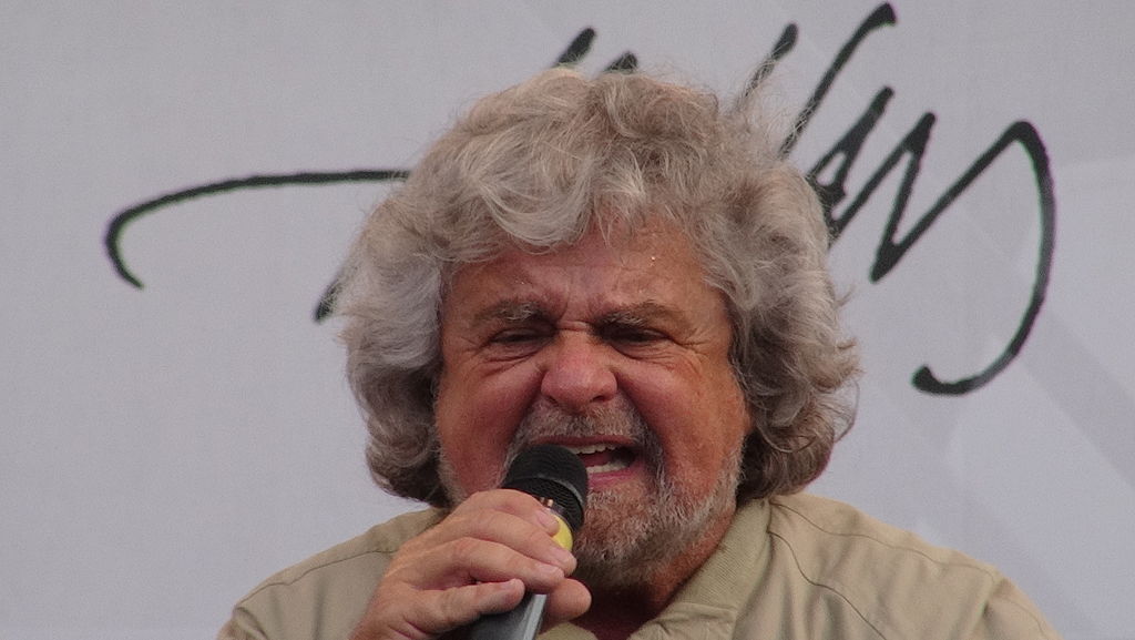 Beppe Grillo, founder of 5-star movement agrees to relaunch the party