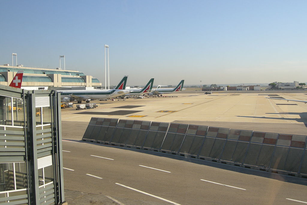 Fiumicino airport domestic routes are being grabbed by budget airlines. Image from wikipedia