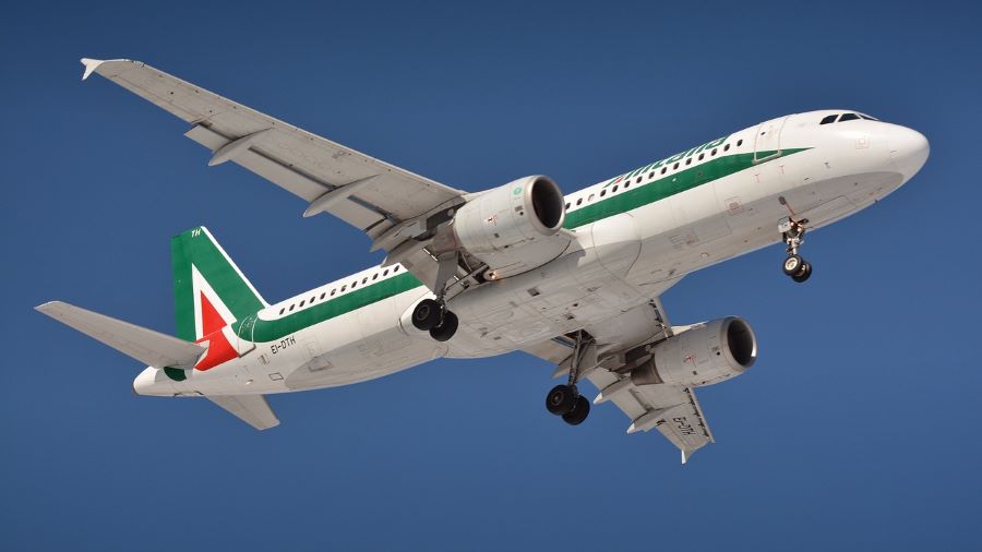 Alitalia funding questioned by Ryanair