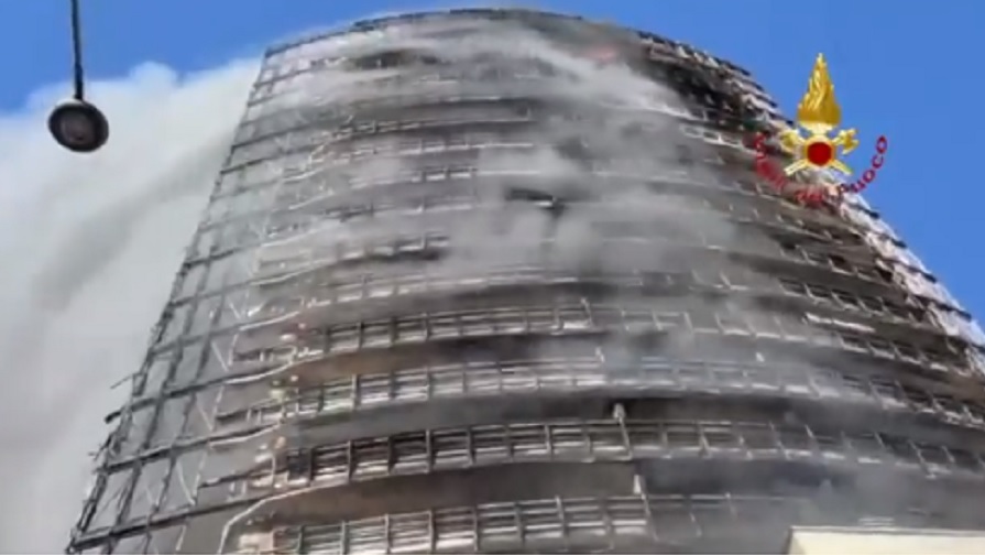 Milan tower block blaze