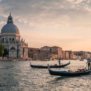 Venice elaborates on plans for tourist tax