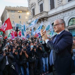 Centre-left Gualtieri becomes new Rome mayor