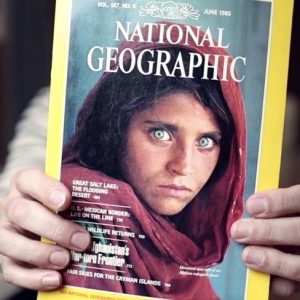 National Geographic green-eyed Afghan girl