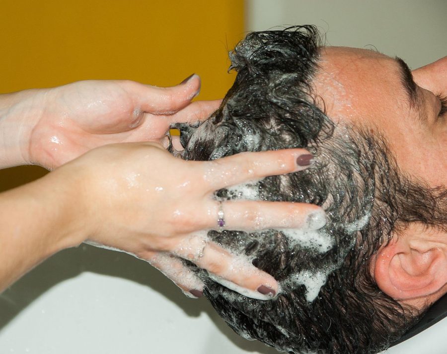 Double-shampooing ban in Italian town