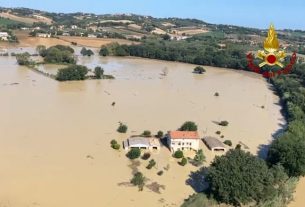 floods in Marche leave 11 dead