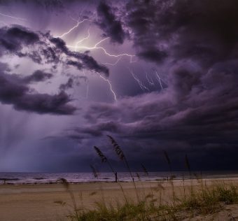 Storms cause disruption in Italy Thunderstorms