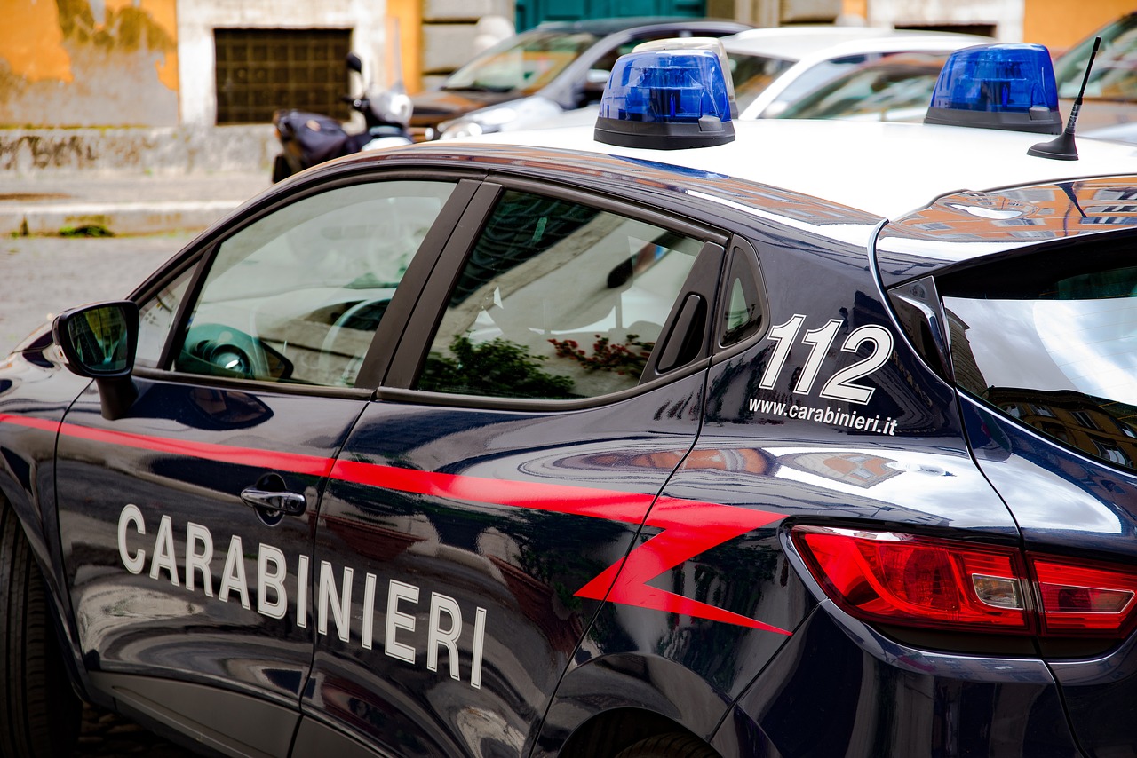 Police arrest mafia member for murder of three women in Rome