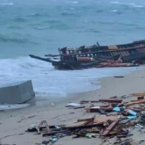 More than 40 dead in migrant shipwreck