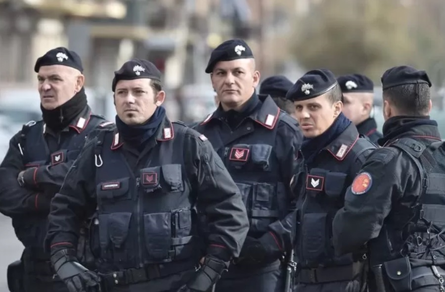 Italian police who worked with US authorities to takedown mafia family