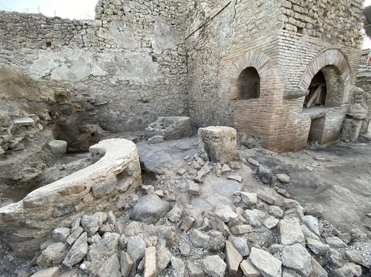 Bakery-prison uncovered at Pompeii. Image courtesy of Pompeii Archaeological Sites