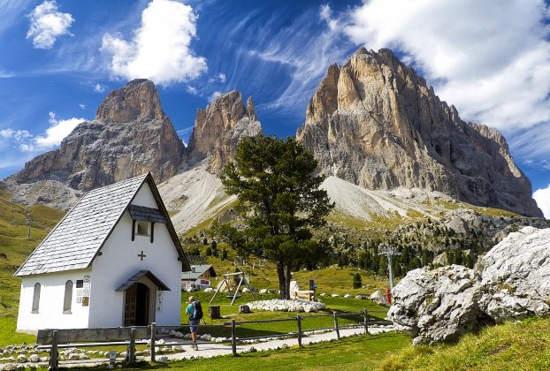 Mountain tourism Trentino Alto Adige Image by Enrico Pighetti via Flickr shared under Creative Commons License