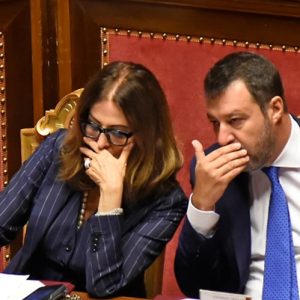 Santanche and Salvini who survive no-confidence motions