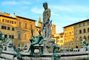Fountain of Neptune by Bartolomeo Ammannati in Florence