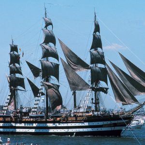 Amerigo Vespucci, tall ship. Credit: By Harley D. Nygren - NOAA's America's Coastlines Collection, Image ID: corp2248 ([1]), Public Domain, https://commons.wikimedia.org/w/index.php?curid=735566