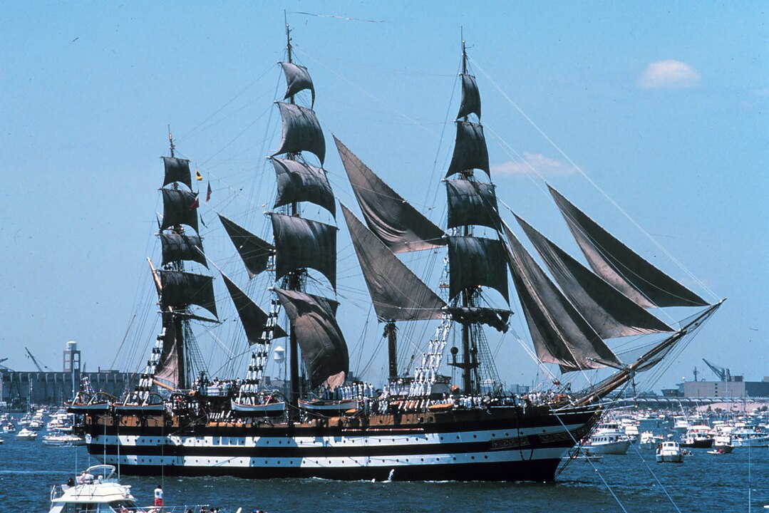 Amerigo Vespucci, tall ship. Credit: By Harley D. Nygren - NOAA's America's Coastlines Collection, Image ID: corp2248 ([1]), Public Domain, https://commons.wikimedia.org/w/index.php?curid=735566