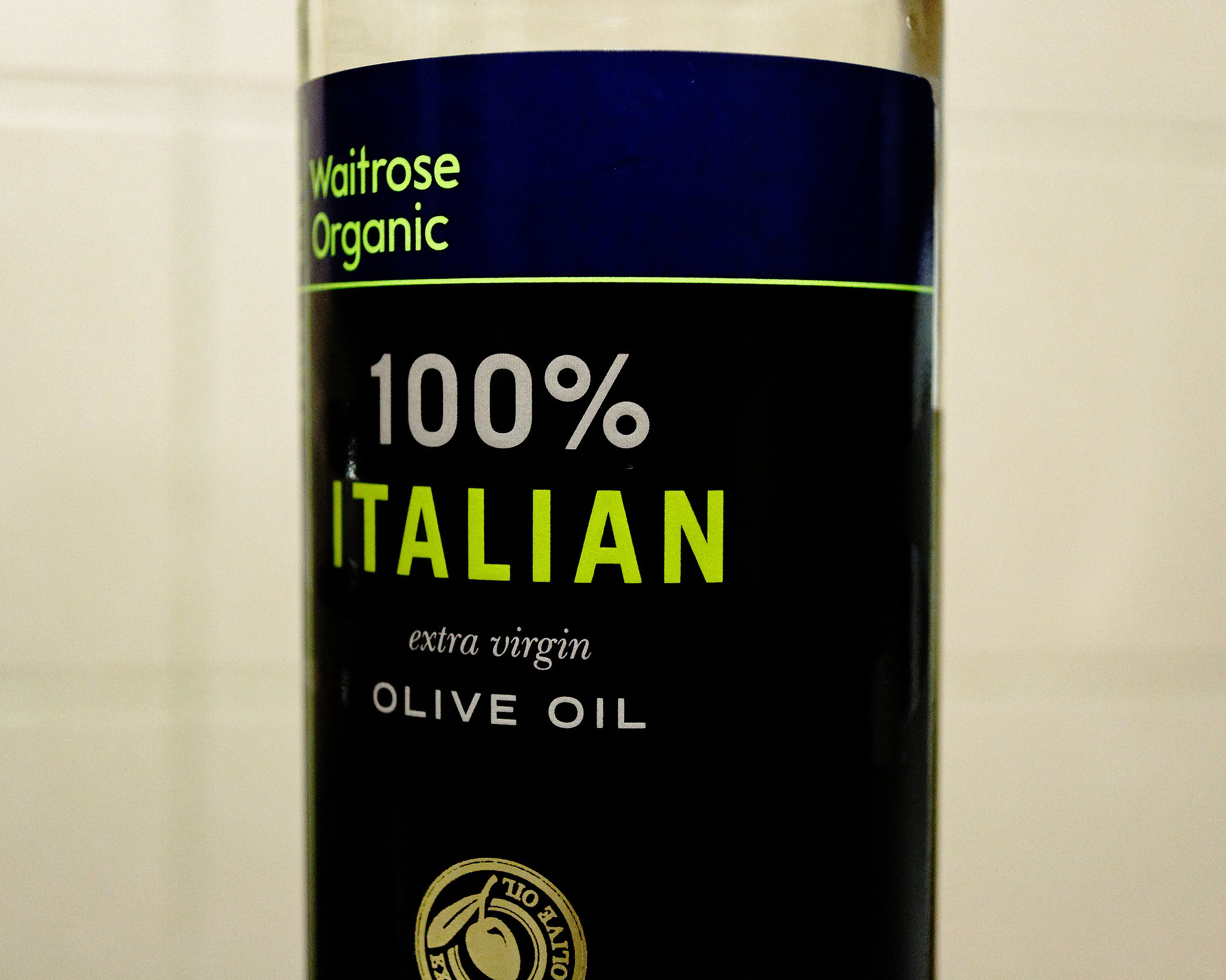 photo of abottle of 100% Italian Extra Virgin Olive Oil
