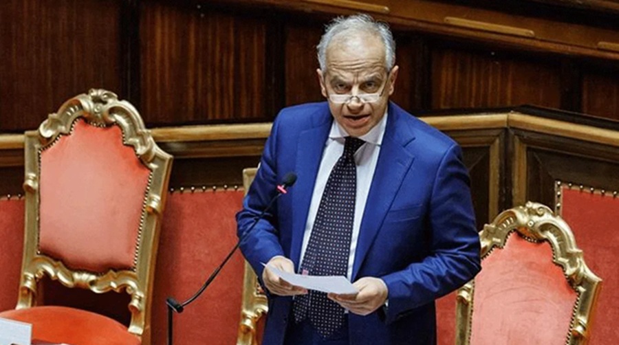 Interior Minister Piantedosi in Parliament