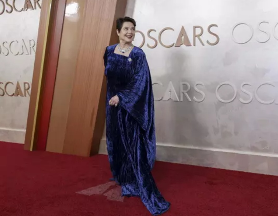 Isabella Rossellini at the Oscars