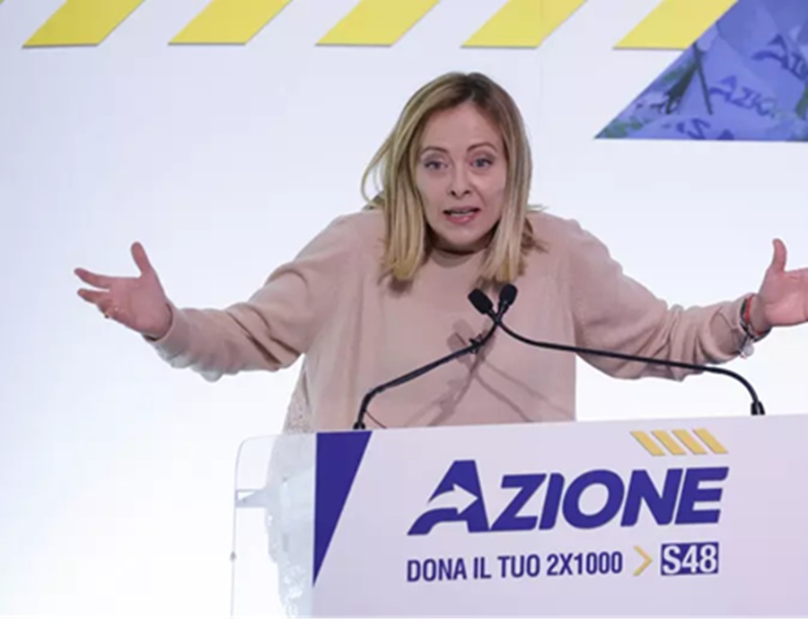 Meloni at Azione conference saying she was surprised at the reaction over her FT interview