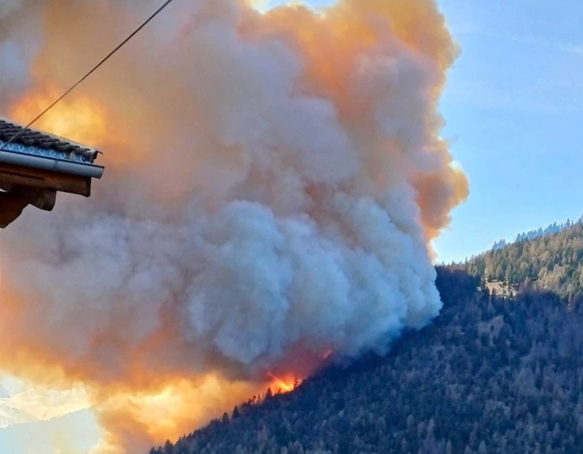 forest fire in Val Venosta. Image: Md.Sakib Ali on X