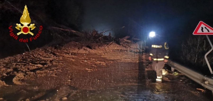 Landlside caused by bad weather in del Vco. High risk weather arnings are in place. Image credit: Vigili del Fuoco