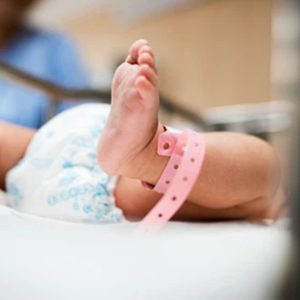Baby bonus applications are now open. Image shows the foot and nappy of a newborn baby. Imge credit: RawPixel