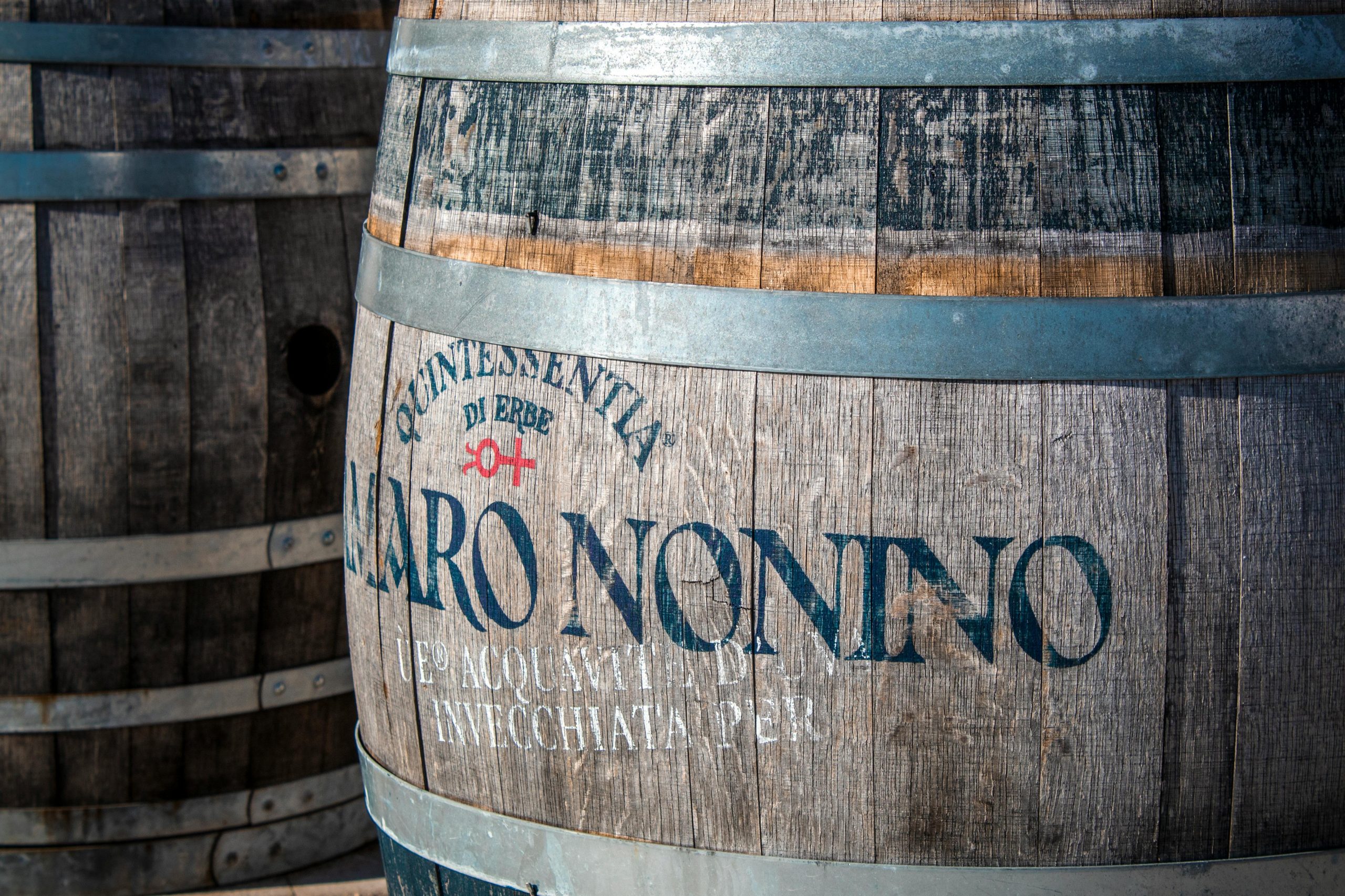 Cantine Aperte 2025 is on May 24 and 25 Photo by Regina Tommasi: https://www.pexels.com/photo/vintage-oak-barrel-in-palmanova-italy-30582325/