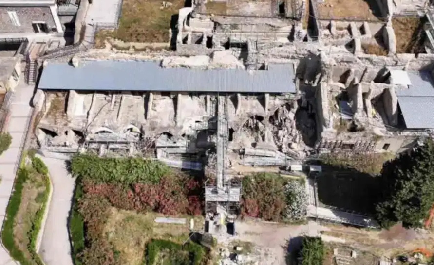 Area of Pompeii affected by earthquake swarm