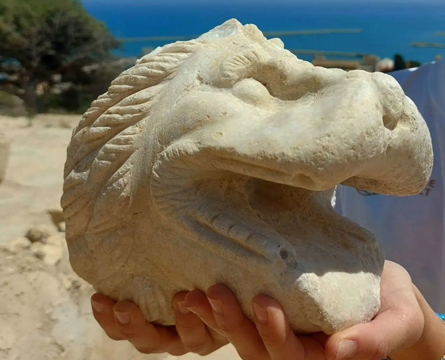 Artefact uncovered at Finziade, Sicily. Photo: Archaeological and Landscape Park of the Valley of the Temples.