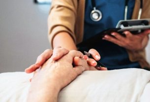 Man with Parkinson's becomes first medically assisted suicide in Tuscany. Image credit: Getty Images