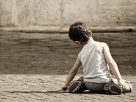 Children at poverty risk in Italy more than 25%. Image credit: Daniele Butera / Getty Images