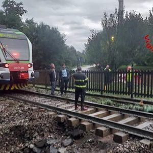 train crash averted during storms