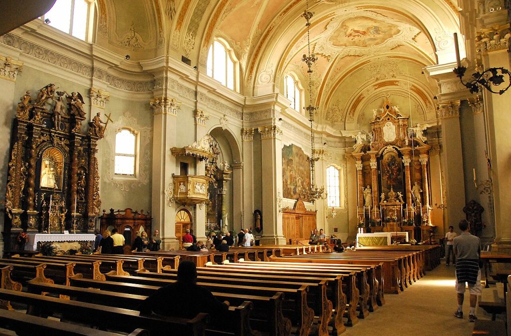 Basilica minore dei SS Filippo e Giacomo#2 
By Rino Porrovecchio from Palermo, Italy - Basilica minore dei SS Filippo e Giacomo#2, CC BY-SA 2.0, https://commons.wikimedia.org/w/index.php?curid=75555642