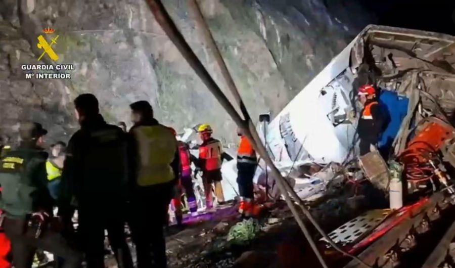 Train crash near Cordoba Photograph: Civil Guard Handout/EPA
