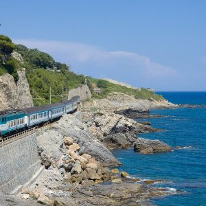 northern Italy sea trains start their 2026 services this weekend. By Kabelleger / David Gubler (http://www.bahnbilder.ch) - http://www.bahnbilder.ch/picture/8276, CC BY-SA 3.0, https://commons.wikimedia.org/w/index.php?curid=17185297