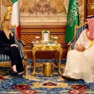 Prime Minister Giorgia Meloni, visiting Saudi Arabia, met with Crown Prince Mohammed bin Salman. It is part of her 2-day Gulf Tour. Image credit: Palazzo Chiggi