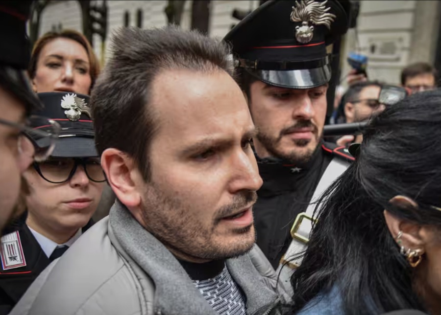 Andrea Sempio is now accused of having committed the murder of Chiara Poggi alone.