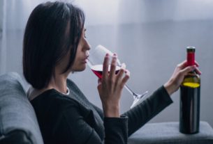 Binge drinking poses a health issue for Italy