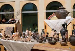 Some of the 337 artefacts returned from the US to Italy. Photo: Agnese Sbaffi © Ministry of Culture