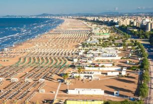 Rimini Beach pictured is among those with a Blue Flag for 2026