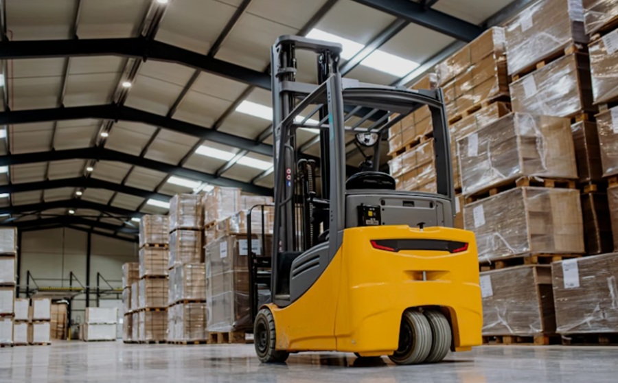 Tbhree fatal workplace accidents in one day, with 2 involving a forklift.