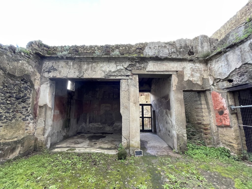 The atrium prior to restoration. Image credit: Herculaneum Archeological Park