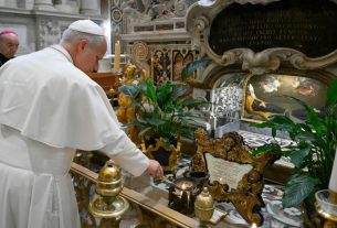 The Pope makes a private visit to Montecassino abbey