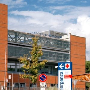 Man kills ex-wife at versilia hospital