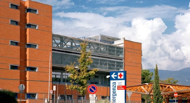 Man kills ex-wife at versilia hospital