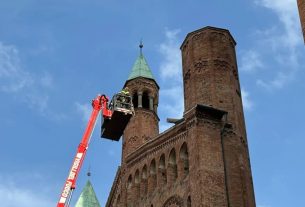 Cremona cathedral with missing spire following tornado