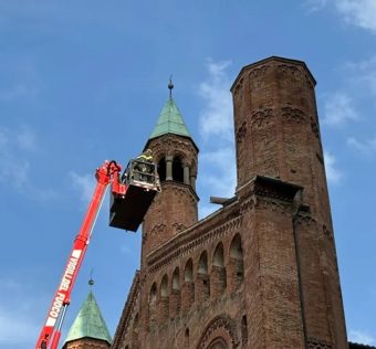 Cremona cathedral with missing spire following tornado