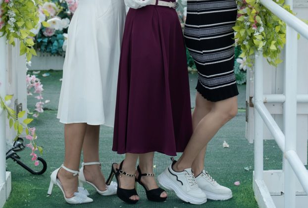 Skirts make the woman apparently! Image credit: https://www.pexels.com/license/